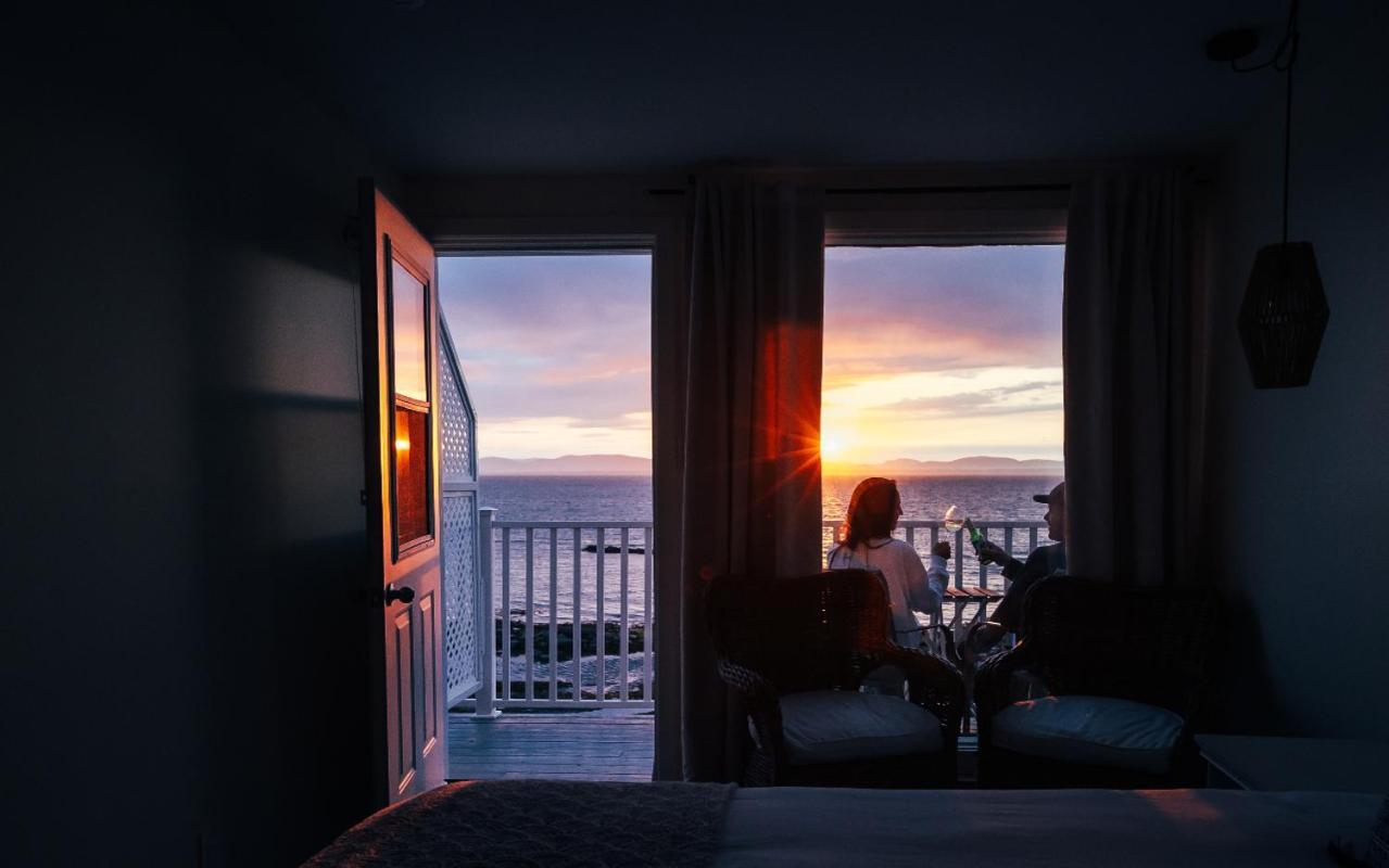 Auberge Sur Mer Notre-Dame-du-Portage Dış mekan fotoğraf